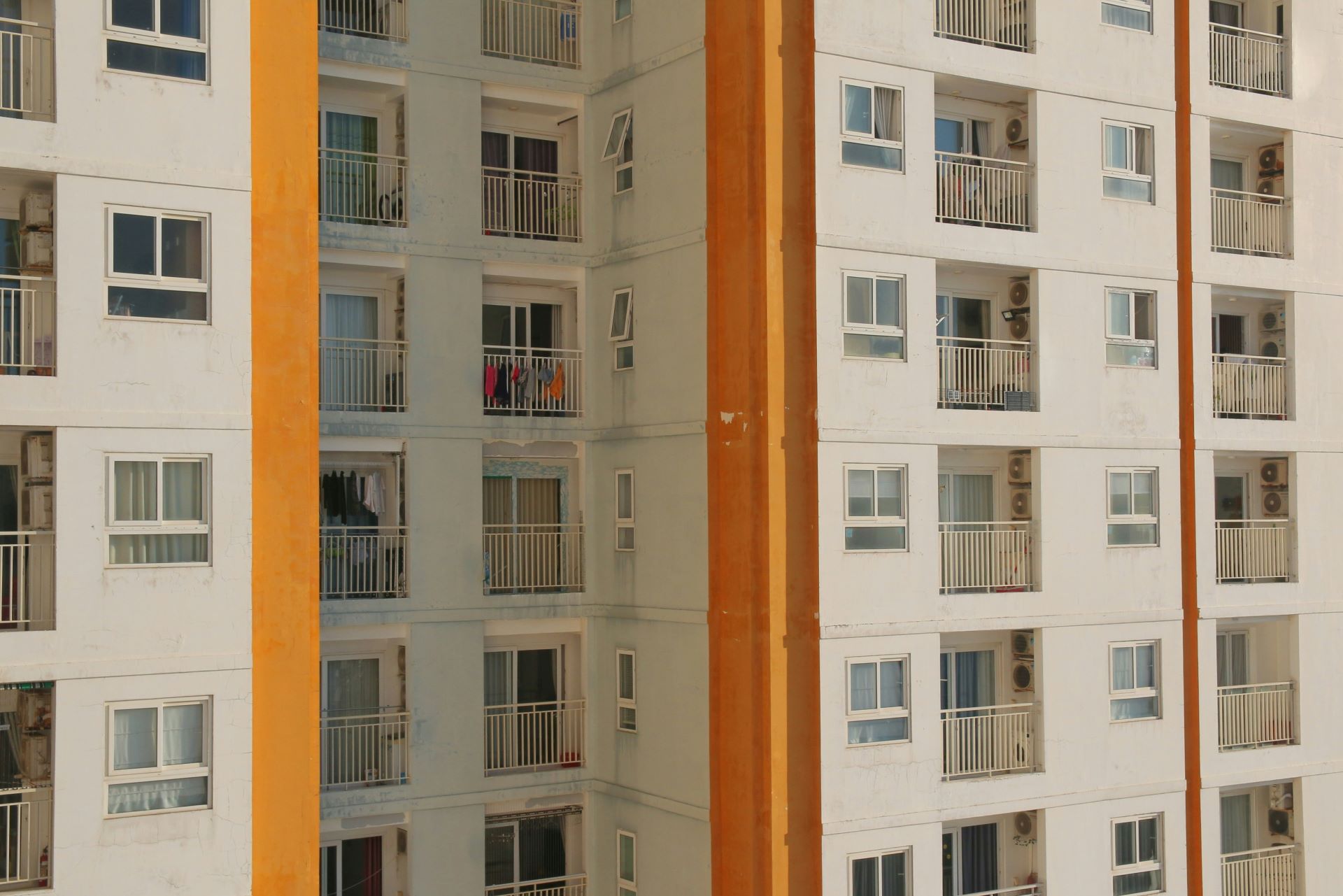 Keeping Multi-Unit Apartment Complexes Well Maintained